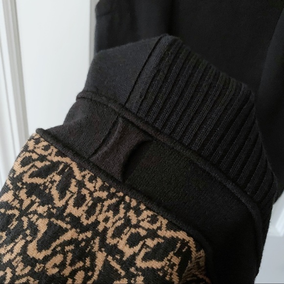 D. Exterior Wool-blend Colorblock Dress - Picture 6 of 8